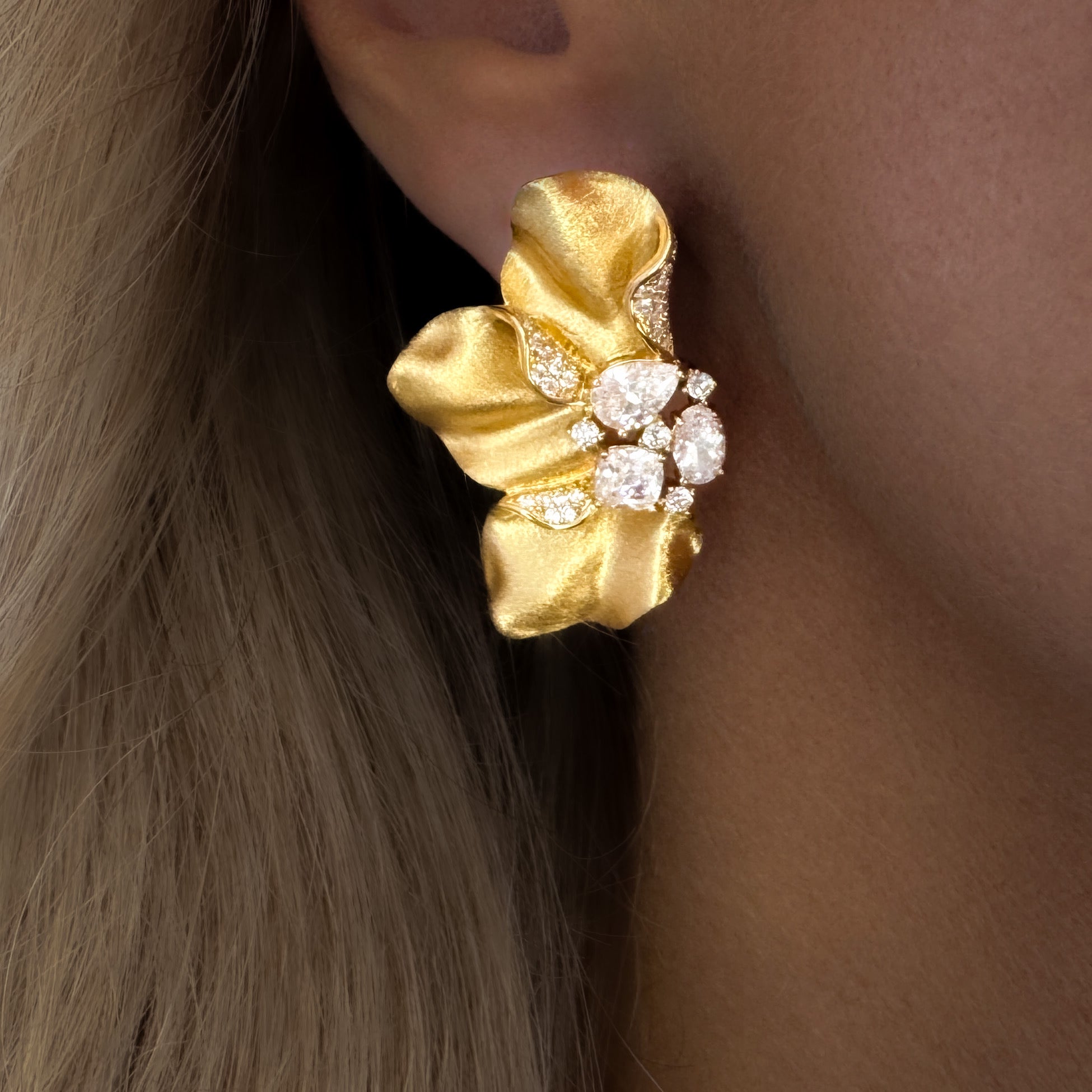 Pétales D’Or Couture Earrings | Gold