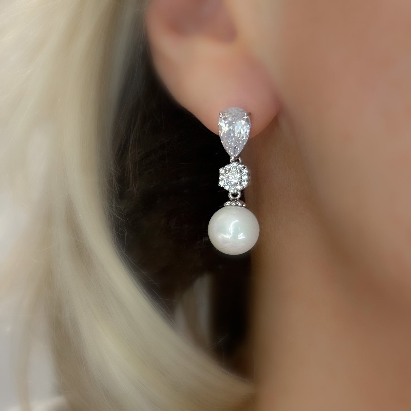 Pearl drop earrings, Silver going out earrings, wedding earrings, silver earrings, drop earrings, party earrings, Silver earrings , bridal earrings, going out earrings, statement earrings