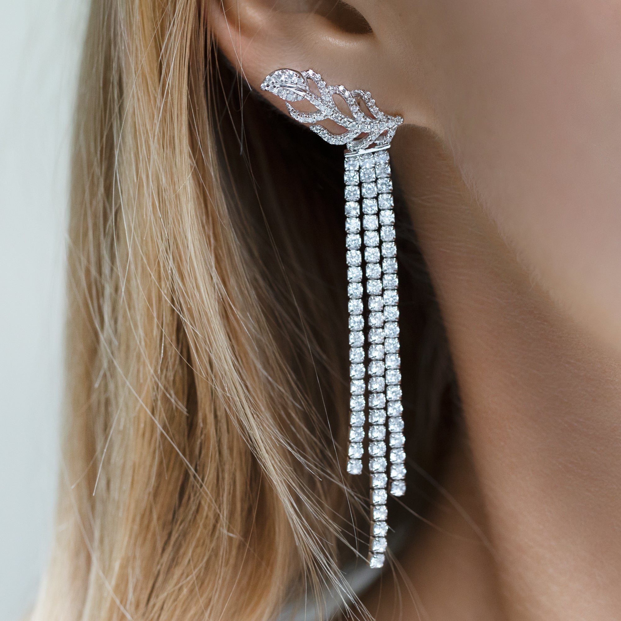 Silver going out earrings, wedding earrings, silver earrings, drop earrings, party earrings, Silver earrings, Wedding earrings, silver earrings, bridal earrings, bridesmaid earrings, going out earrings, shiny earrings, rhodium earrings, statement earrings