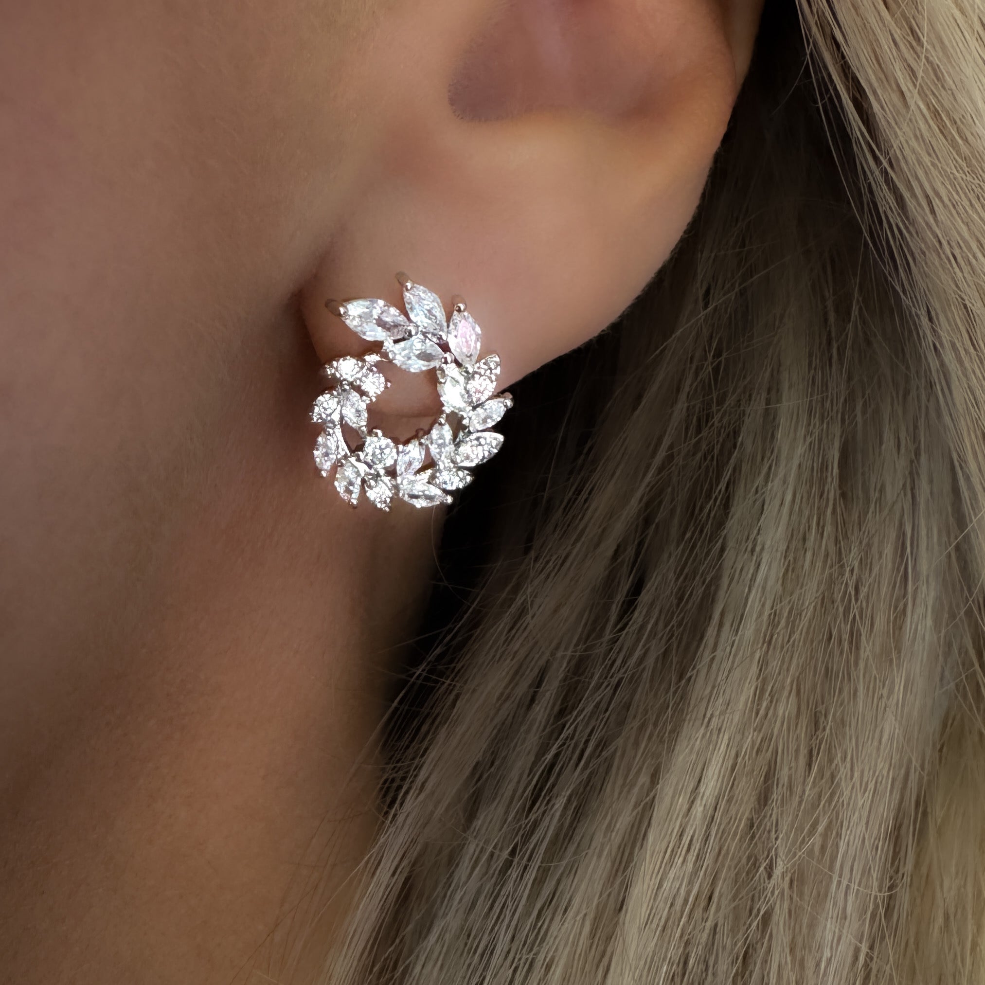 Marquise vine stud earrings in silver 
