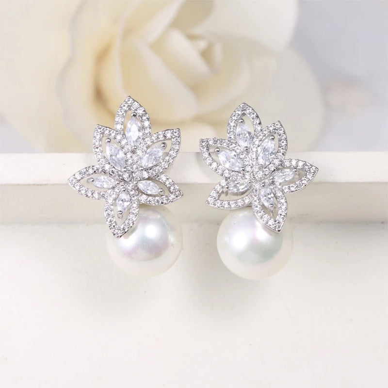 Silver earrings, pearl earrings, going out earrings, wedding earrings, drop earrings, party earrings, silver pearl earrings, pearl earrings, bridal earrings, statement earrings