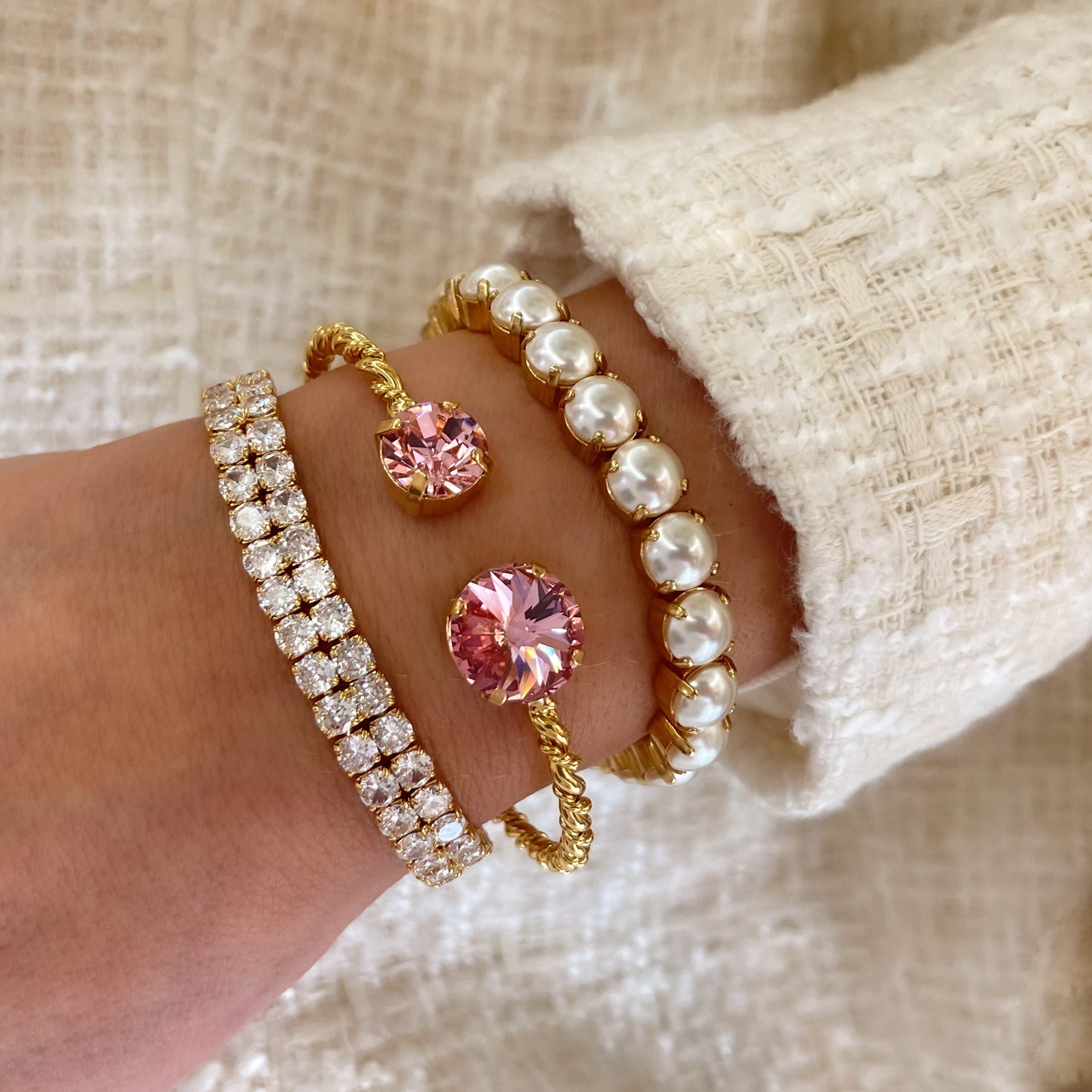 Paloma Gemstone Stretch Bracelet | Gold | Pearl